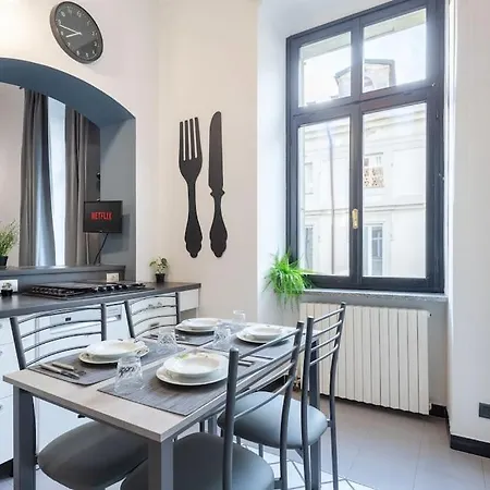 Apartment Historical - Pieno Centro - Porta Nuova- Piazza Castello *