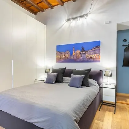 Historical - Pieno Centro - Porta Nuova- Piazza Castello Appartamento